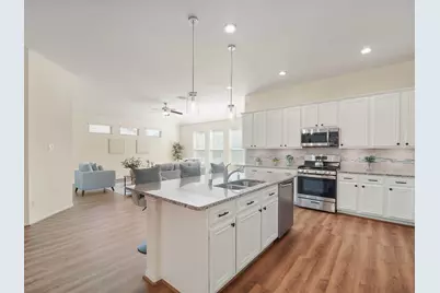 14206 Rainier Peak Crossing, Conroe, TX 77384 - Photo 4