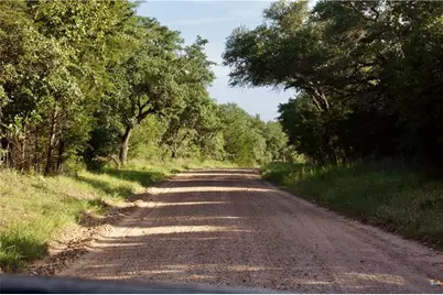 10473 County Road 15, Hallettsville, TX 77964 - Photo 26