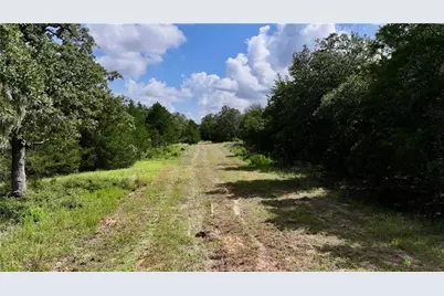 10473 County Road 15, Hallettsville, TX 77964 - Photo 30