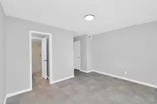 34 Tri Oaks Ln, Houston, TX 77043 - Photo 14