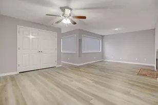 1849 Post Oak Park Dr, Houston, TX 77027 - Photo 16