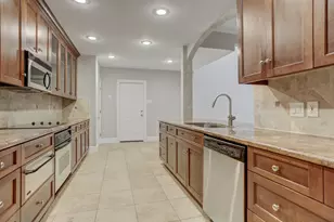 1849 Post Oak Park Dr, Houston, TX 77027 - Photo 14