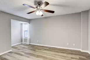 1849 Post Oak Park Dr, Houston, TX 77027 - Photo 18