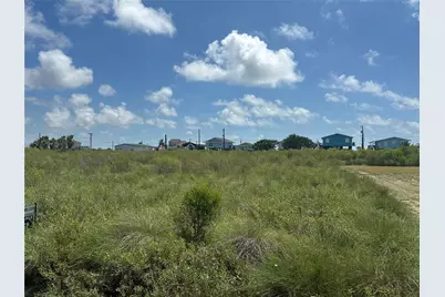 647 Flamingo Street, Sargent, TX 77414 - Photo 6