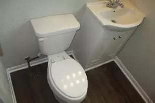 8 Lanes End St, Baytown, TX 77520 - Photo 14