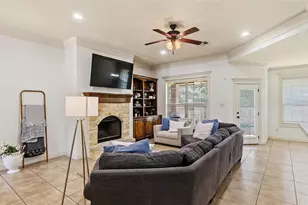2909 Agee Ct, Bryan, TX 77808 - Photo 8