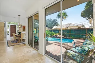 320 Harborside Cir, Kemah, TX 77565 - Photo 18