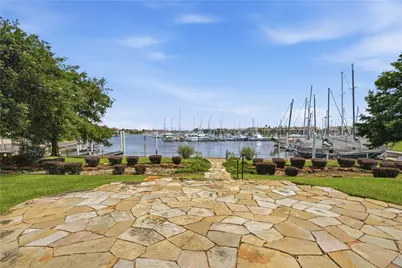 320 Harborside Circle, Kemah, TX 77565 - Photo 10
