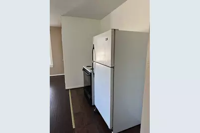 800 Travis Street #Magnoli, Columbus, TX 78934 - Photo 2