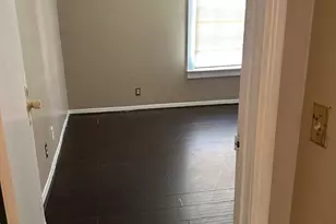 800 Travis St, Columbus, TX 78934 - Photo 8