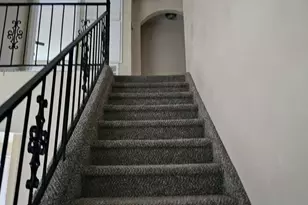 8715 Valley Ledge Dr, Houston, TX 77078 - Photo 6