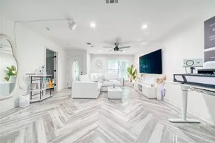 5911 Dawnridge Dr, Houston, TX 77035 - Photo 12