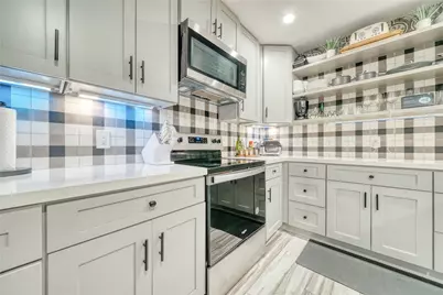 5911 Dawnridge Drive, Houston, TX 77035 - Photo 18