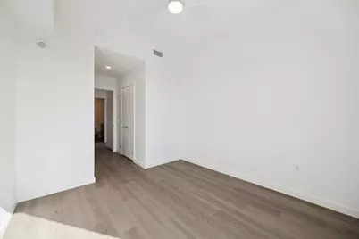 1 Riva Row #1117, The Woodlands, TX 77380 - Photo 8