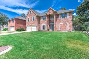 8619 Joggers Ln, Humble, TX 77346 - Photo 2