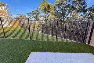 5601 Mobeetie Loop, Bee Cave, TX 78738 - Photo 6