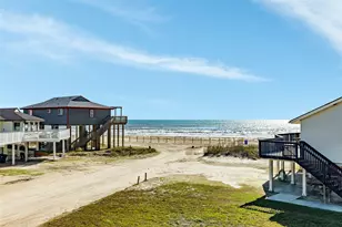 4405 Antigua, Galveston, TX 77554 - Photo 8