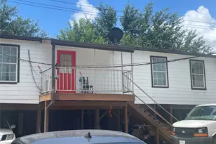 4114 Bell St, Houston, TX 77023 - Photo 2