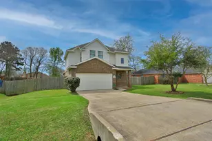 12339 Ridgecrest Dr, Willis, TX 77318 - Photo 2