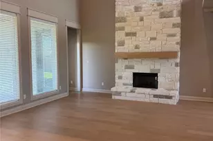 1000 Calaveras Ct, College Station, TX 77845 - Photo 4