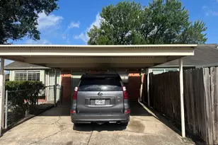 12831 High Star Dr, Houston, TX 77072 - Photo 10