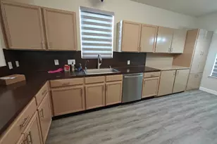 16327 Sitella Ct, Sugar Land, TX 77498 - Photo 4