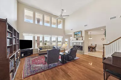 4626 Silhouette Drive, Katy, TX 77493 - Photo 10