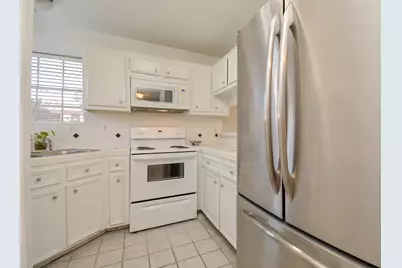 516 Birdsong Drive, League City, TX 77573 - Photo 12