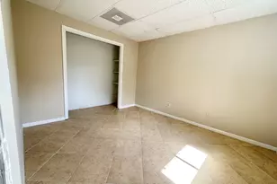 13615 Fernhill Dr, Sugar Land, TX 77498 - Photo 14
