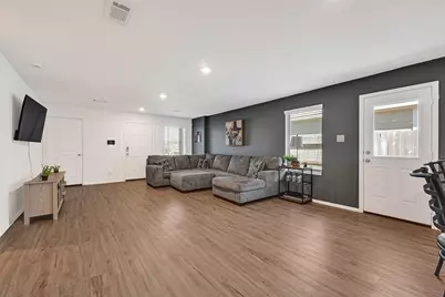 22326 Mountain Pine Drive, New Caney, TX 77357 - Photo 8