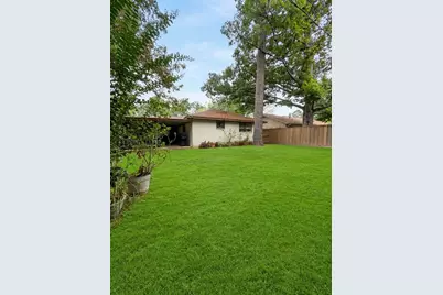 2750 Tinechester Drive, Houston, TX 77339 - Photo 10