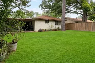 2750 Tinechester Dr, Houston, TX 77339 - Photo 10