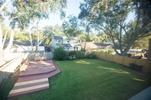 2627 The Highlands Dr, Sugar Land, TX 77478 - Photo 18