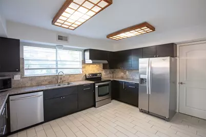 2627 The Highlands Drive, Sugar Land, TX 77478 - Photo 8