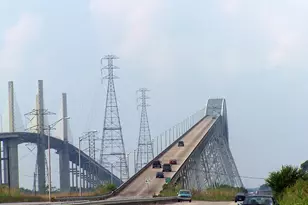 319 Dove Ct, Bridge City, TX 77611 - Photo 6