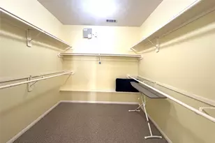 8210 Solara Bend, Houston, TX 77083 - Photo 18