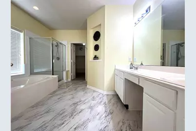 8210 Solara Bend, Houston, TX 77083 - Photo 16