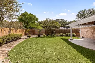 10106 Inwood Dr, Houston, TX 77042 - Photo 32