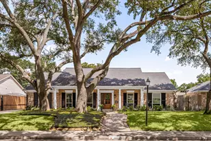 10106 Inwood Dr, Houston, TX 77042 - Photo 36