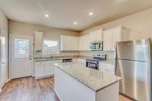 8204 Burnt Orchid Dr, Houston, TX 77016 - Photo 6