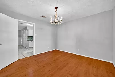 9602 S Petersham Drive, Houston, TX 77031 - Photo 10