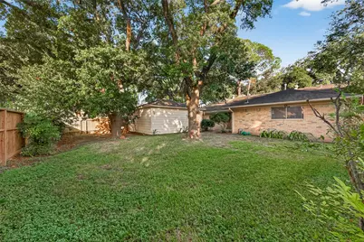 9602 S Petersham Drive, Houston, TX 77031 - Photo 34
