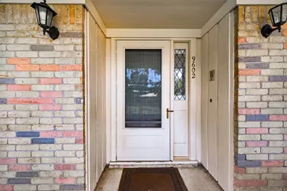 9602 S Petersham Drive, Houston, TX 77031 - Photo 2