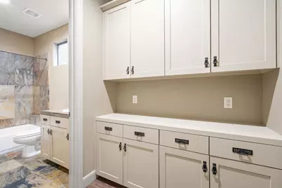 1605 W 14th Street, Houston, TX 77008 - Photo 32
