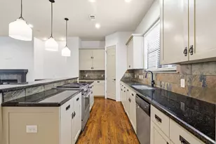 1605 W 14th St, Houston, TX 77008 - Photo 16