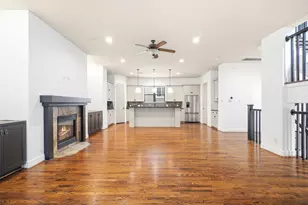 1605 W 14th St, Houston, TX 77008 - Photo 8