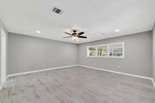 7814 Pin Oak Rd, Alvin, TX 77511 - Photo 10