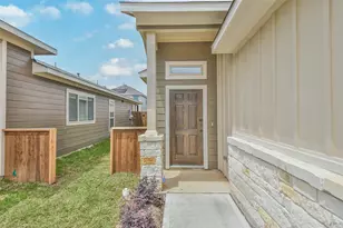 9788-9792 Grosbeak Ln, Magnolia, TX 77354 - Photo 2