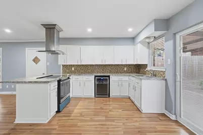 20 Moon Valley Court, Conroe, TX 77304 - Photo 14