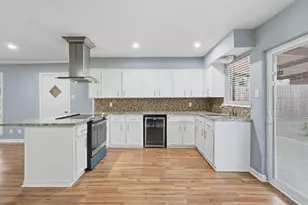 20 Moon Valley Ct, Conroe, TX 77304 - Photo 14